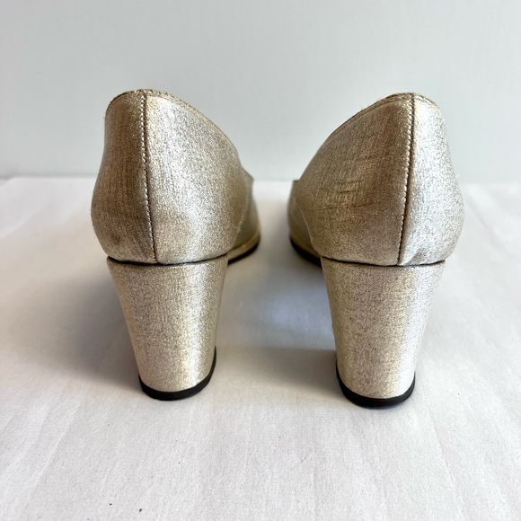 Vintage 1960s Gold Metallic Pumps Fits Size 8-9 Narrow Midcentury Sixties 60's - Picture 5 of 9